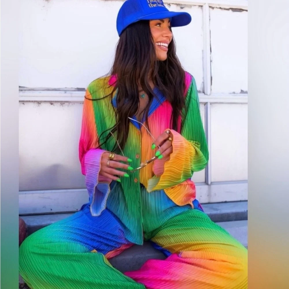 Dressed in LALA Rainbow Set - Picture 2 of 3